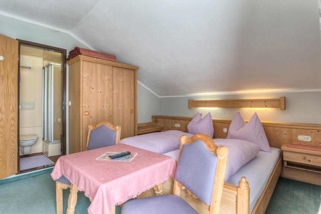 Café Landerl Hotel Matrei in Osttirol Kamer foto